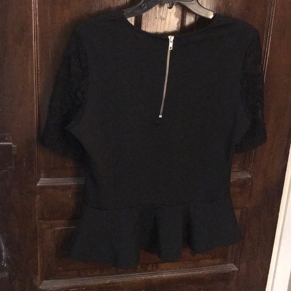 Large peplum top - Picture 3 of 3